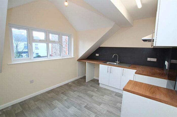 2 Bedroom Apartment To Rent In High Street, Ilfracombe, EX34