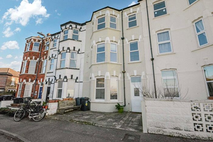 6 Bedroom Terraced House For Sale In Sea View Terrace, Margate, Kent, CT9