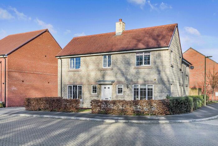 4 Bedroom Detached House For Sale In Greenwood Grove, Marcham, OX13