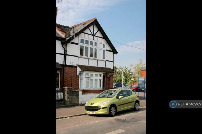 1 Bedroom Flat To Rent In Chester Street, Caversham, Reading, RG4