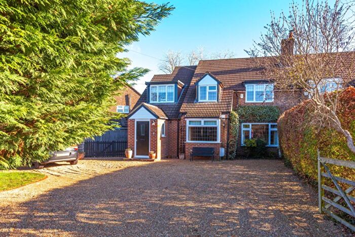 4 Bedroom Semi Detached House For Sale In The Lodge Road, Hurst, Berkshire, RG10