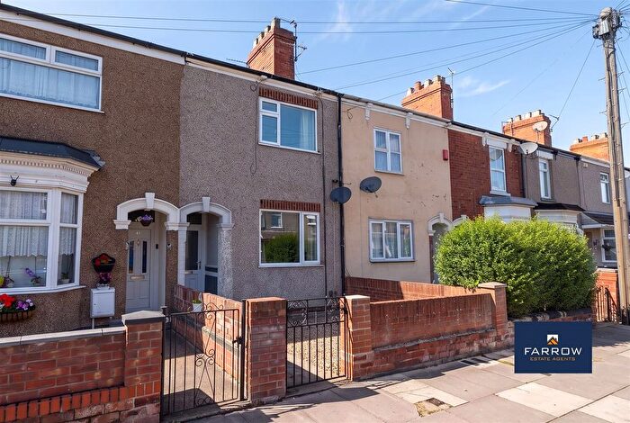 2 Bedroom Terraced House For Sale In Legsby Avenue, Grimsby, DN32