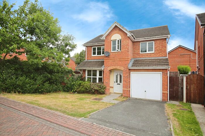 4 Bedroom Detached House For Sale In Shearburn Close, Ossett, WF5