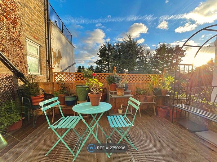 1 Bedroom Flat To Rent In Gloucester Drive, London, N4