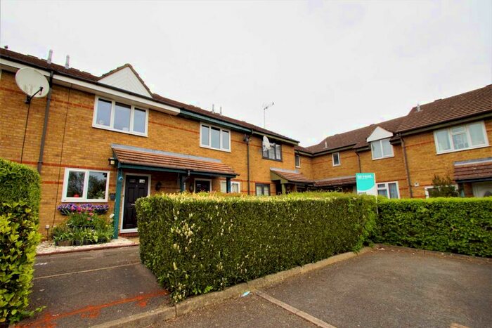 1 Bedroom Maisonette To Rent In Bradman Way, Stevenage, SG1
