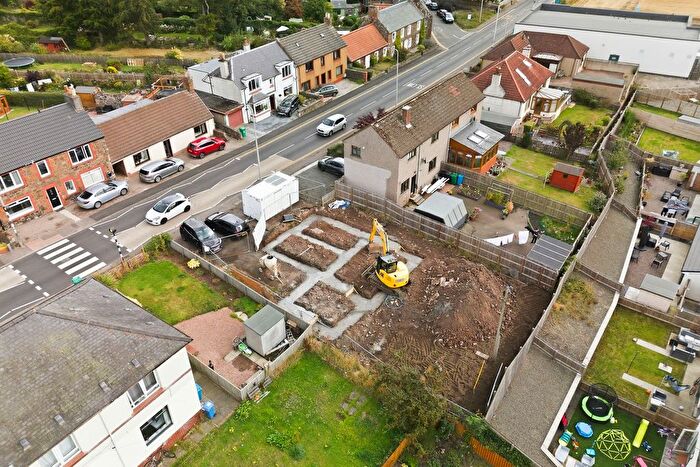 4 Bedroom Detached House For Sale In Low Road, Auchtermuchty, KY14
