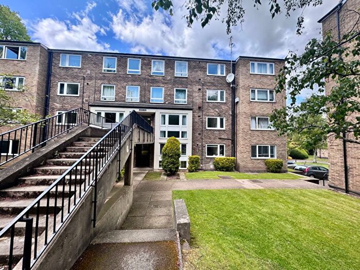 2 Bedroom Flat To Rent In Redcliffe Road, Nottingham, NG3