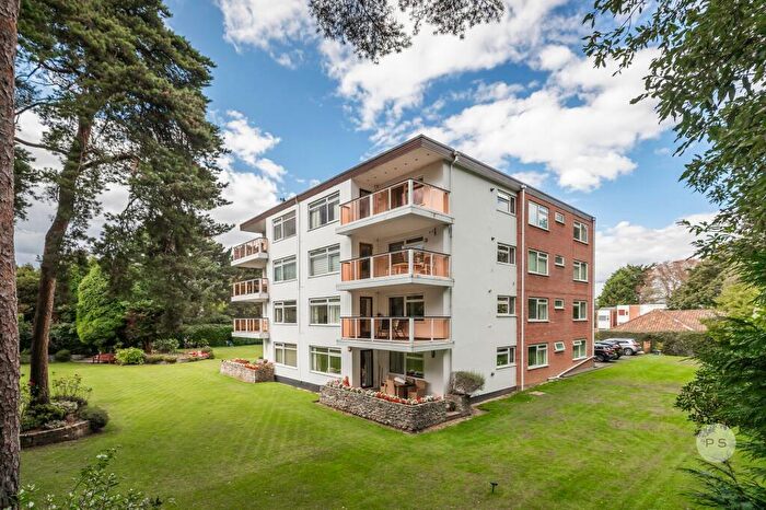 3 Bedroom Flat For Sale In Martello Road South, Canford Cliffs, Poole, BH13