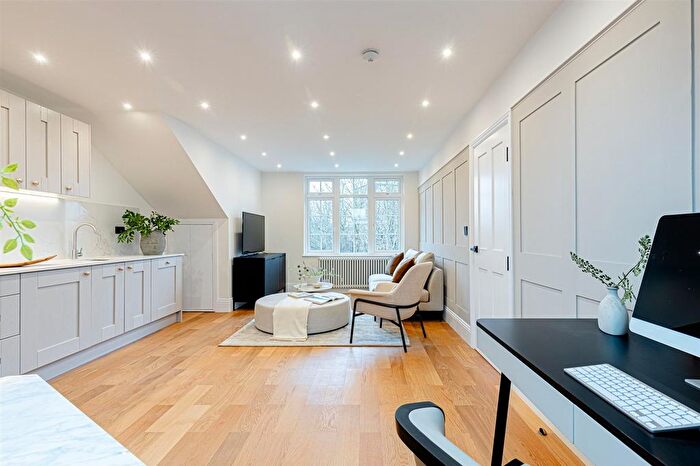 1 Bedroom Flat To Rent In Lordship Park, Lordship Park, N16