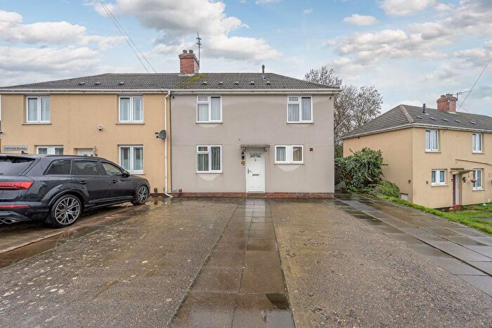 3 Bedroom Semi Detached House For Sale In Swann Road, Woodcross, Coseley, WV14