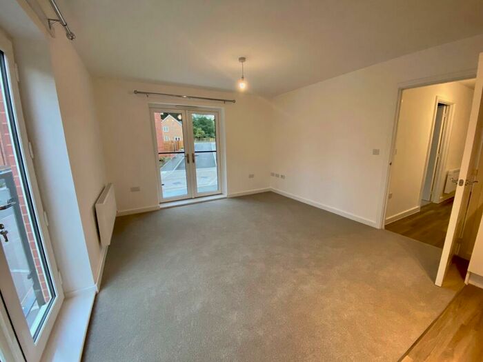 2 Bedroom Apartment To Rent In Godalming, GU7