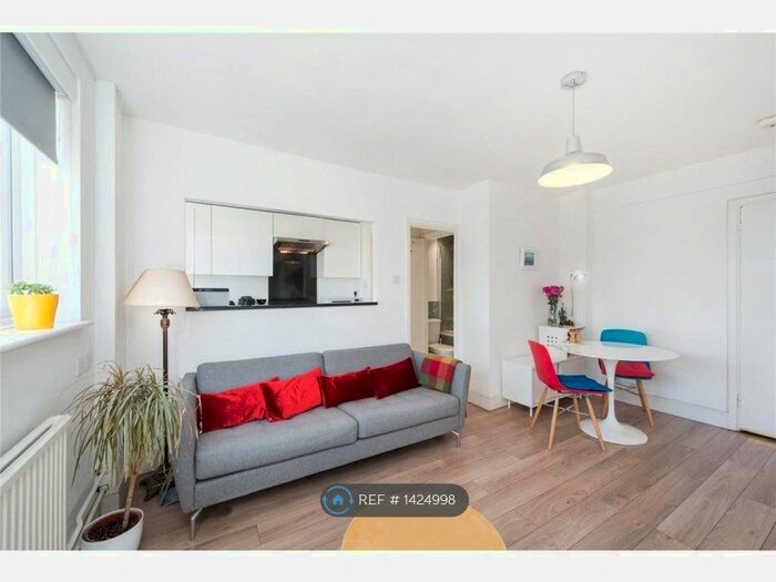 1 Bedroom Flat To Rent In Upper Richmond Road, London, SW15