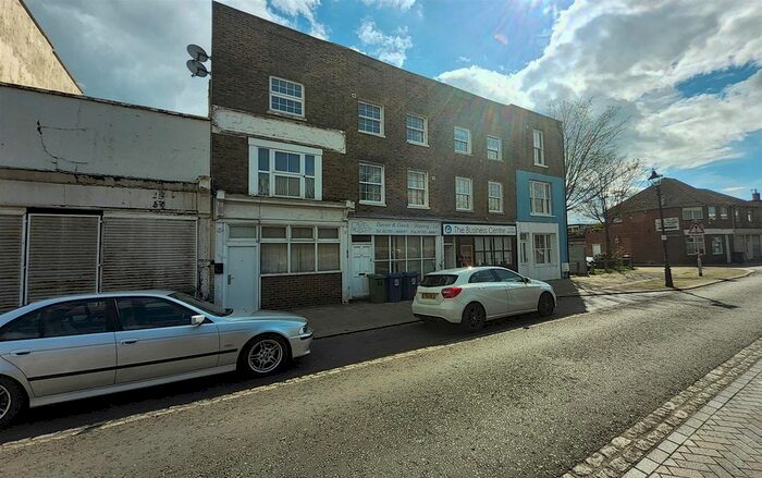2 Bedroom Flat To Rent In High Street, Blue Town, Sheerness, ME12