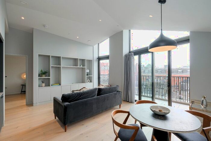 2 Bedroom Flat To Rent In Carnaby Lofts, Ganton Street, London, Soho, Greater London, W1F