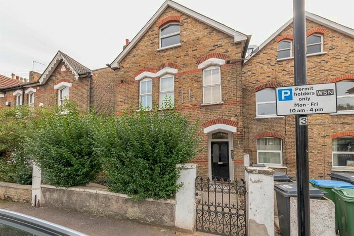 2 Bedroom Flat To Rent In Church Hill Road, London, E17
