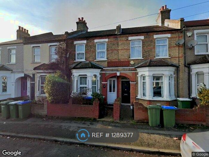 3 Bedroom Terraced House To Rent In South Gipsy Road, Welling DA16