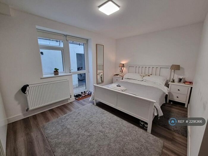 2 Bedroom Flat To Rent In Allen Road, London, N16