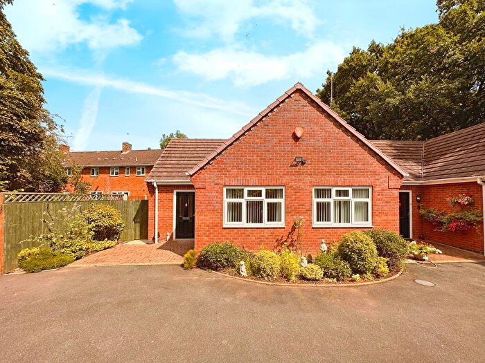2 Bedroom Bungalow For Sale In Bagridge Road, Castlecroft, Wolverhampton, WV3