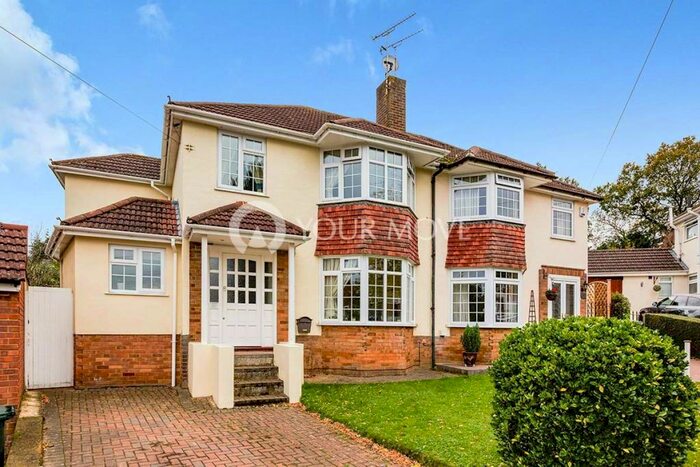 3 Bedroom Semi-Detached House To Rent In St. Marys Way, Longfield, Kent, DA3