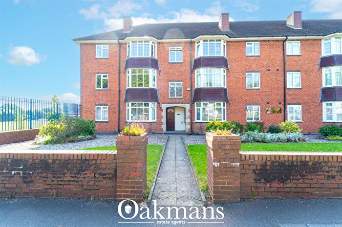 2 Bedroom Apartment For Sale In Bristol Road South, Northfield, Birmingham, B31