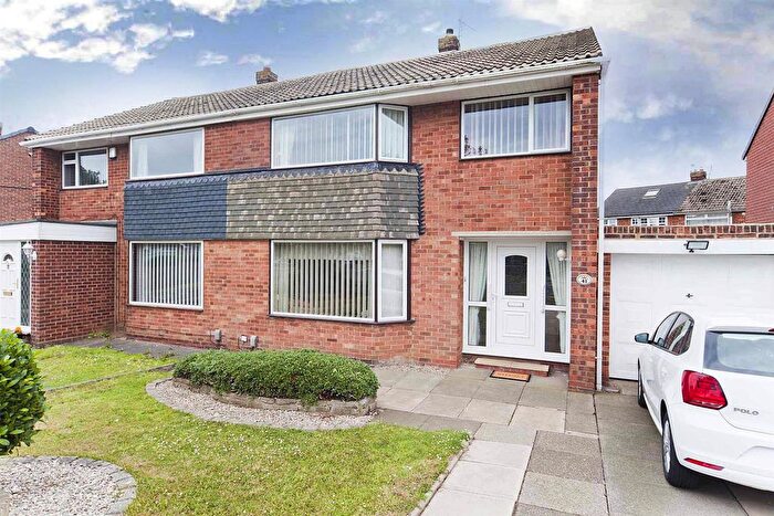 3 Bedroom Semi Detached House For Sale In Westerdale Road, Hartlepool, TS25