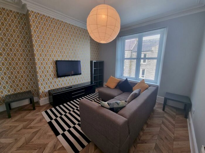 1 Bedroom Flat To Rent In Rosemount Place, Rosemount, Aberdeen, AB25