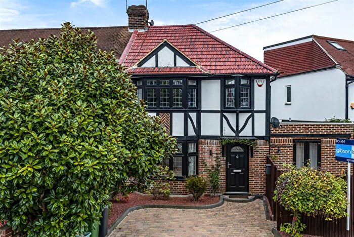 3 Bedroom Semi-Detached House To Rent In Barnfield Avenue, Kingston Upon Thames, KT2