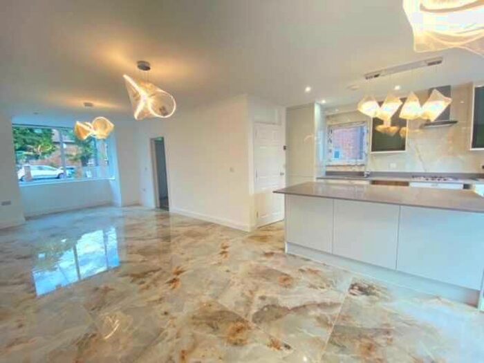 4 Bedroom End Of Terrace House To Rent In Ruislip Road East, London, W13