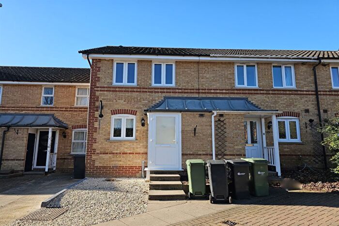 2 Bedroom Terraced House To Rent In Keeble Way, Braintree, CM7