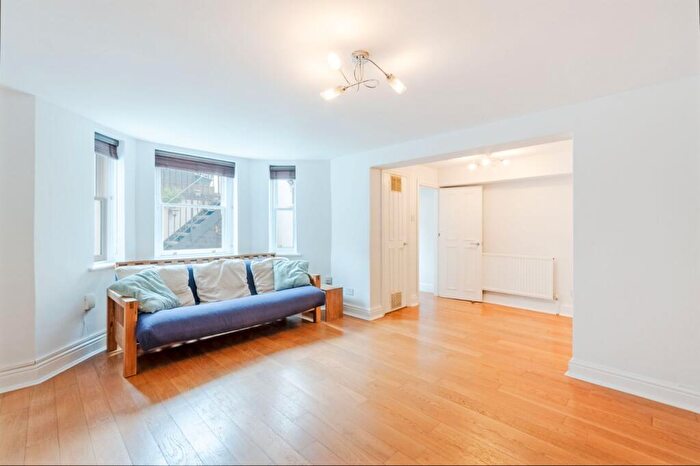 1 Bedroom Flat To Rent In Inglewood Road, West Hampstead, NW6