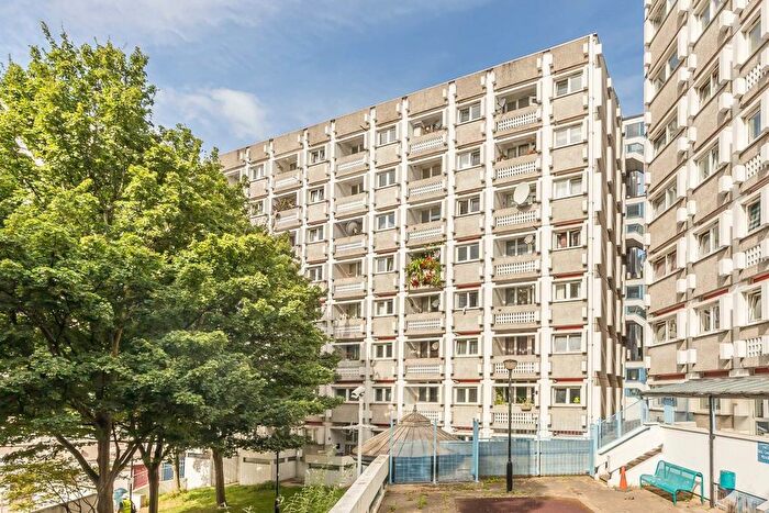 1 Bedroom Flat To Rent In Penton Rise, London, WC1X