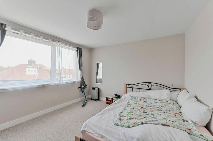 1 Bedroom Flat To Rent In Alice Court, Wood Green, London, N22