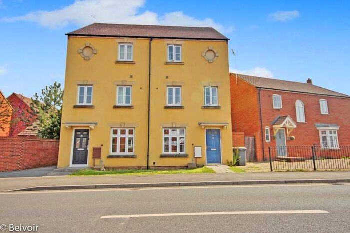 3 Bedroom Detached House For Sale In Woodvale Kingsway, Gloucester, GL2