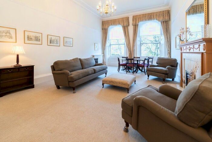 2 Bedroom Flat To Rent In Royal Terrace, New Town, Edinburgh, EH7
