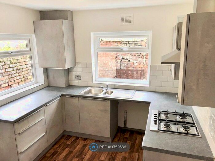 3 Bedroom Terraced House To Rent In Ivydale Road, Liverpool, L18