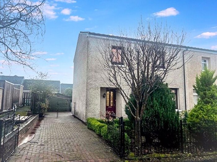3 Bedroom Semi Detached House For Sale In Ladywell Drive, Tullibody, FK10