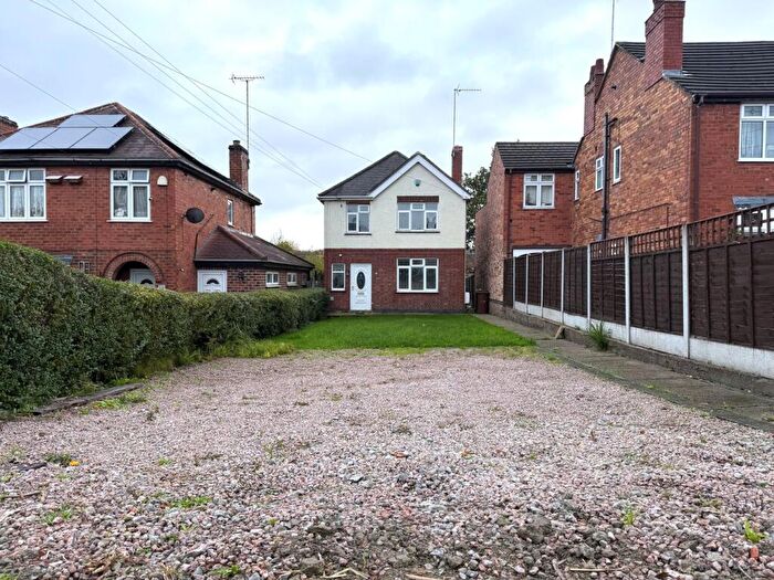 3 Bedroom Detached House For Sale In Hartshorne Road, Woodville, Swadlincote, DE11