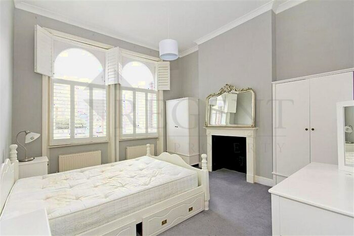 2 Bedroom Apartment To Rent In Brondesbury Villas, Kilburn, NW6