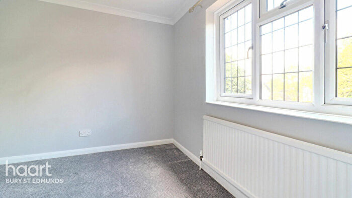 4 Bedroom Detached House For Sale In Meynell Gardens, Newmarket, CB8