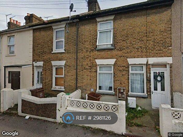 3 Bedroom Terraced House To Rent In Victoria St, Gillingham, ME7