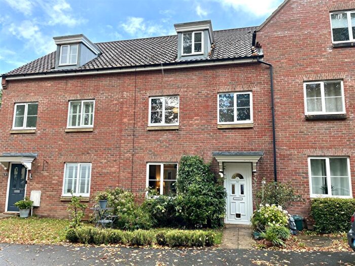 4 Bedroom House For Sale In Nelson Drive, Little Plumstead, Norwich, NR13