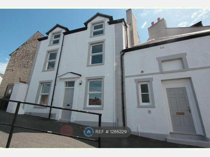 1 Bedroom Flat To Rent In Crown House, Denbigh LL16