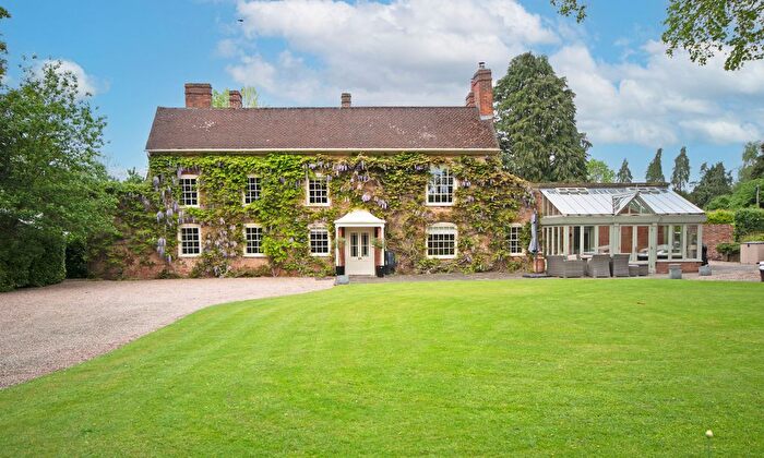6 Bedroom Country House For Sale In Grafton Lane, Upton Warren, Bromsgrove Worcestershire, B61