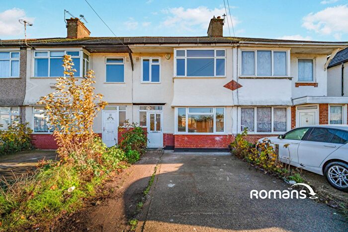 3 Bedroom Property To Rent In Ashby Way, Sipson, West Drayton, UB7