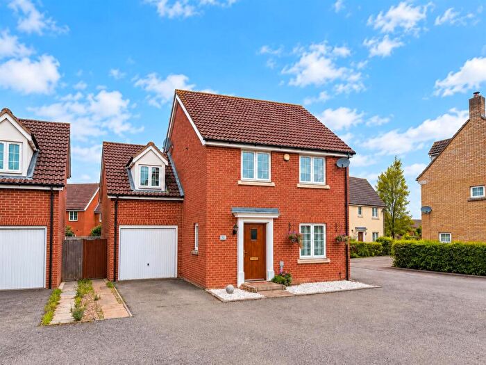 3 Bedroom Detached House For Sale In Juniper Road, Red Lodge, IP28