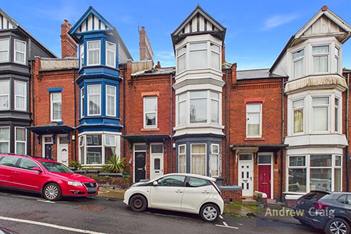 5 Bedroom Maisonette For Sale In Salmon Street, South Shields, NE33