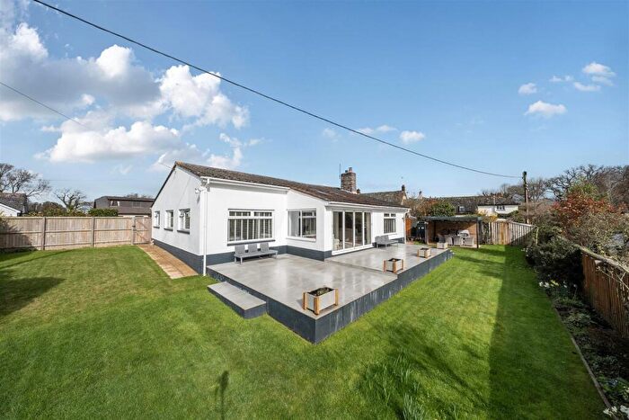 3 Bedroom Bungalow For Sale In Cheriton Bishop, Exeter, EX6