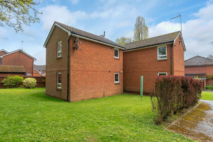 Apartment For Sale In Bakers Way, Capel, Dorking, RH5