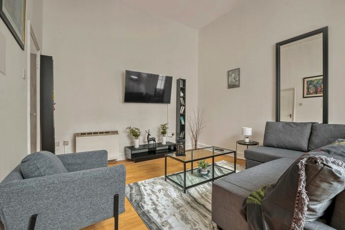 1 Bedroom Flat To Rent In Flat Westbourne Terrace, London, W2