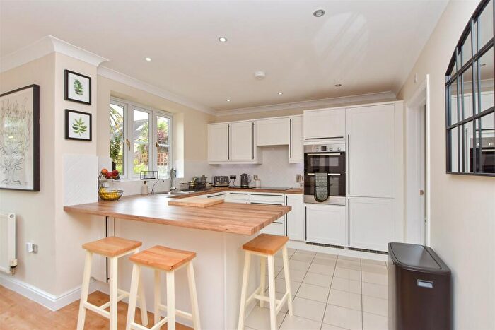 5 Bedroom Detached House For Sale In Rooks View, Bobbing, Sittingbourne, Kent, ME9